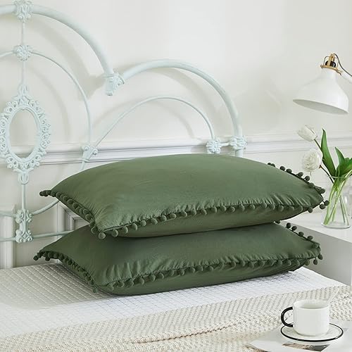 Miniatura 8 de Juego de 2 fundas de almohada de color verde oliva, 100% microfibra lavada, funda de almohada con flecos de bola verde oscuro, paquete de 2