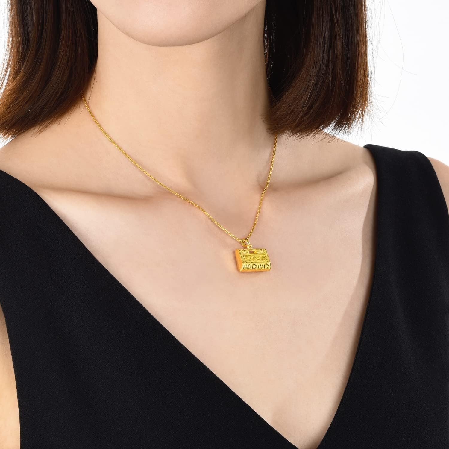 CHOW SANG SANG 999.9 24K Gold Chinese Gifting Collection Price-by-Weight 3.36g Gold Longevity Pendant for Tiny Size 71639P | Not Include the Necklace