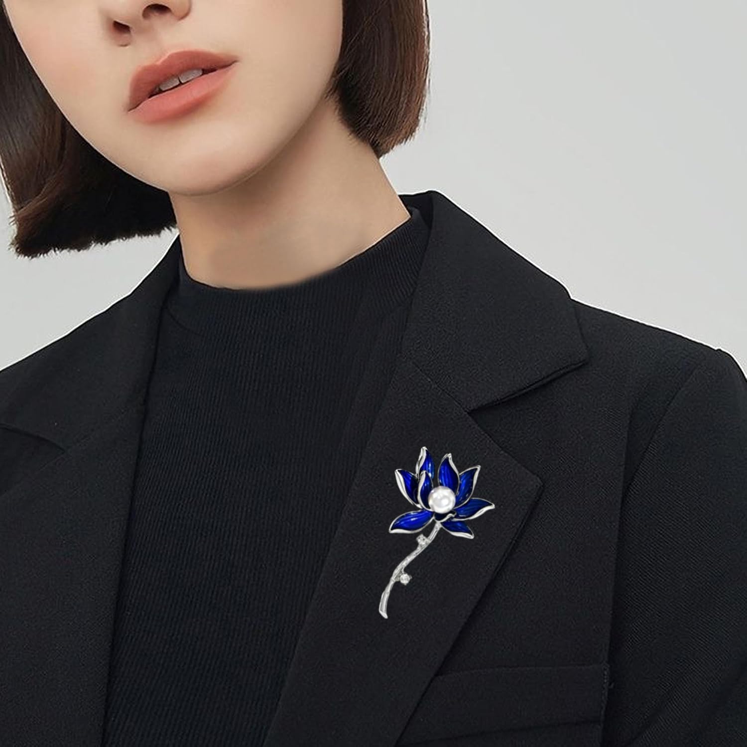 Elegant Blue Enamel Lotus Brooch for Women Vintage Pearl Center Crystal Rhinestone Lapel Pin Gold Silver Plated Floral Pin for Suit Coat Scarf Formal Daily Wear Jewelry Gift