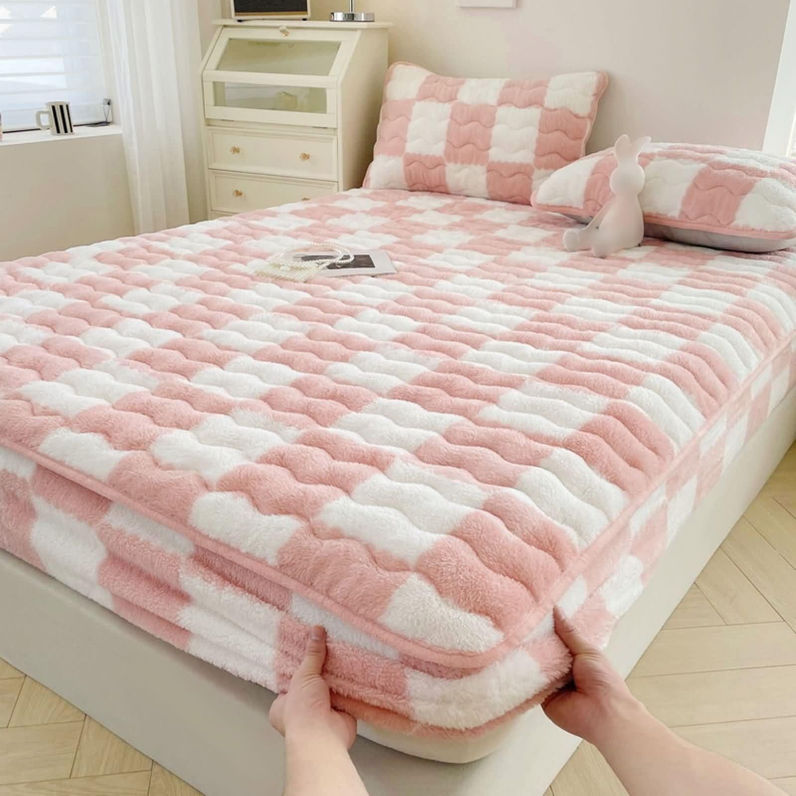 Spannbettlaken 180x200cm Abwaschbar, Kariert Muster Bettlaken mit Gummizug Samt, Textilien Tagesdecken Bettwäsche Set Rosa für Boxspringbett & Wasserbett