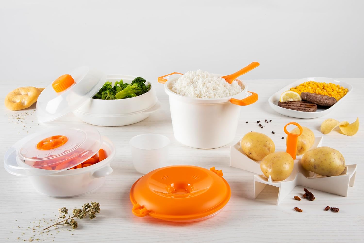Excelsa Quick Cook Microwave Potato Cooker, Polypropylene, Tpx, White with Orange Details