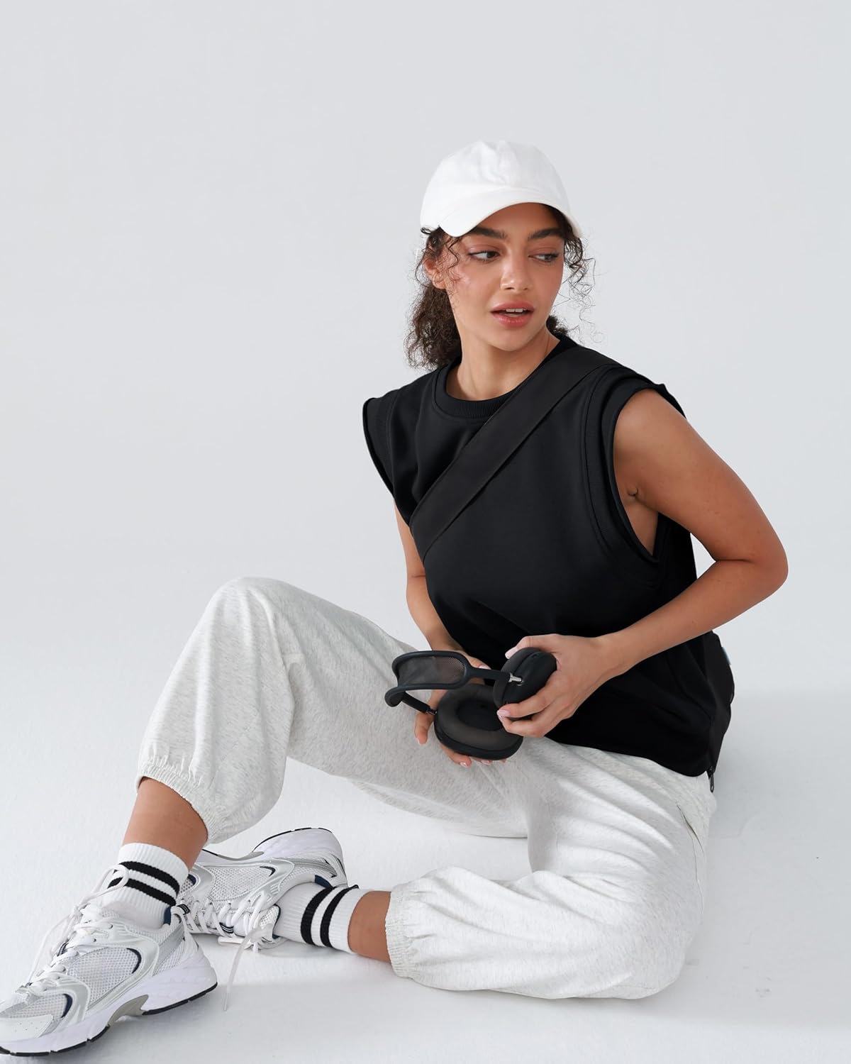 Workout Tank Tops Woman Crew Neck Athletic Tops Cotton Sweatshirt Loose Fit Muscle Tanks Runnning Gym Sports Shirt - Image 2