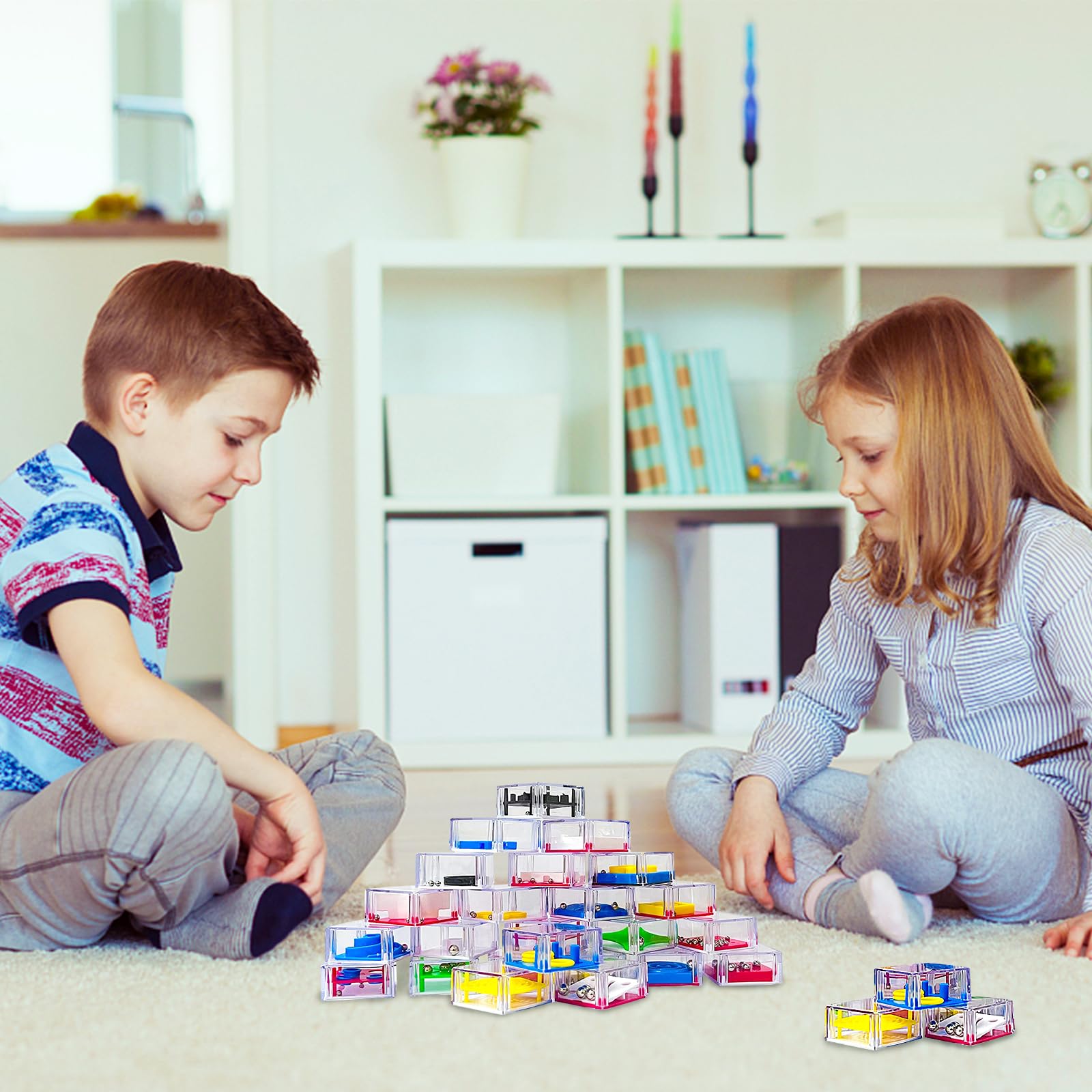 24 sztuki mini gry myślącej, logiczna gra, gra w cierpliwość, 3D zręcznościowa zabawka na urodziny dziecka