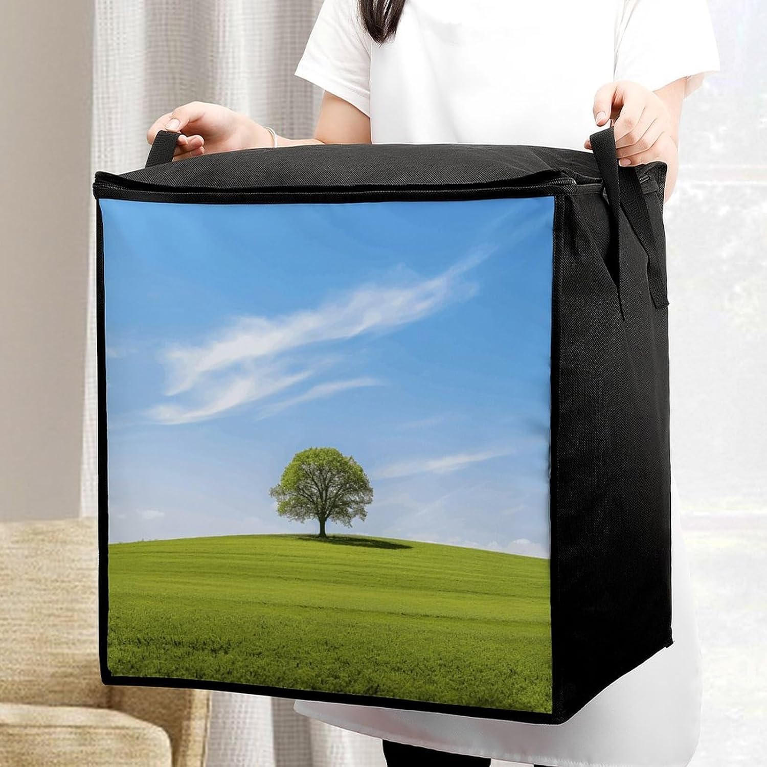 A Tree on The Grass Comforter Storage Bag Moving Bag | Clothes Storage Bins-70L,Moving Bag With Dual Handles For Easy Carrying, Zipper Design Durability for Home,Bedroom,Closet