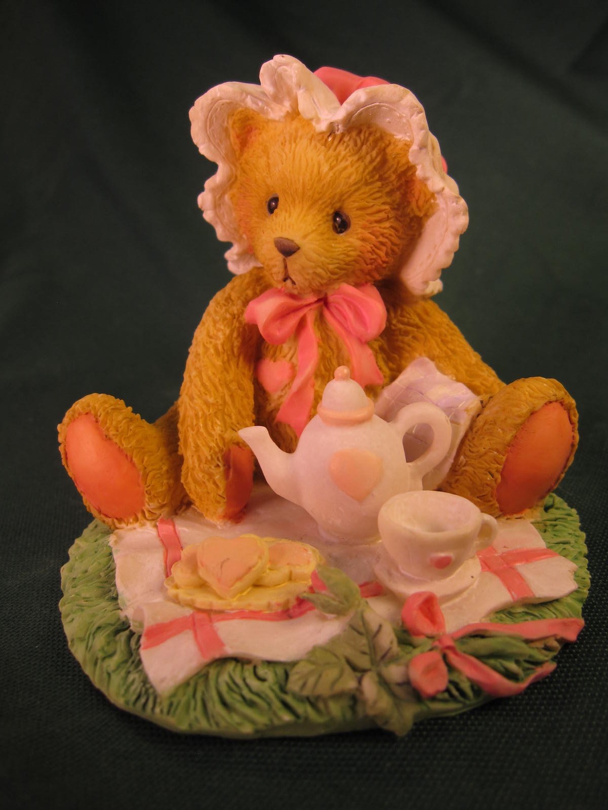 その他 Cherished Teddies 118395 Suzy Amazon.com: Cherished Teddies Marie Friendship Is a Special Treat