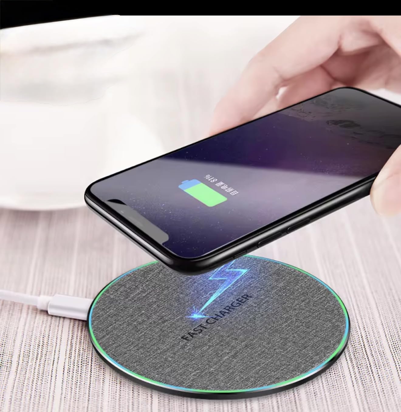 Pad di ricarica wireless ultra sottile da 30 W, profilo sottile, tecnologia di ricarica rapida