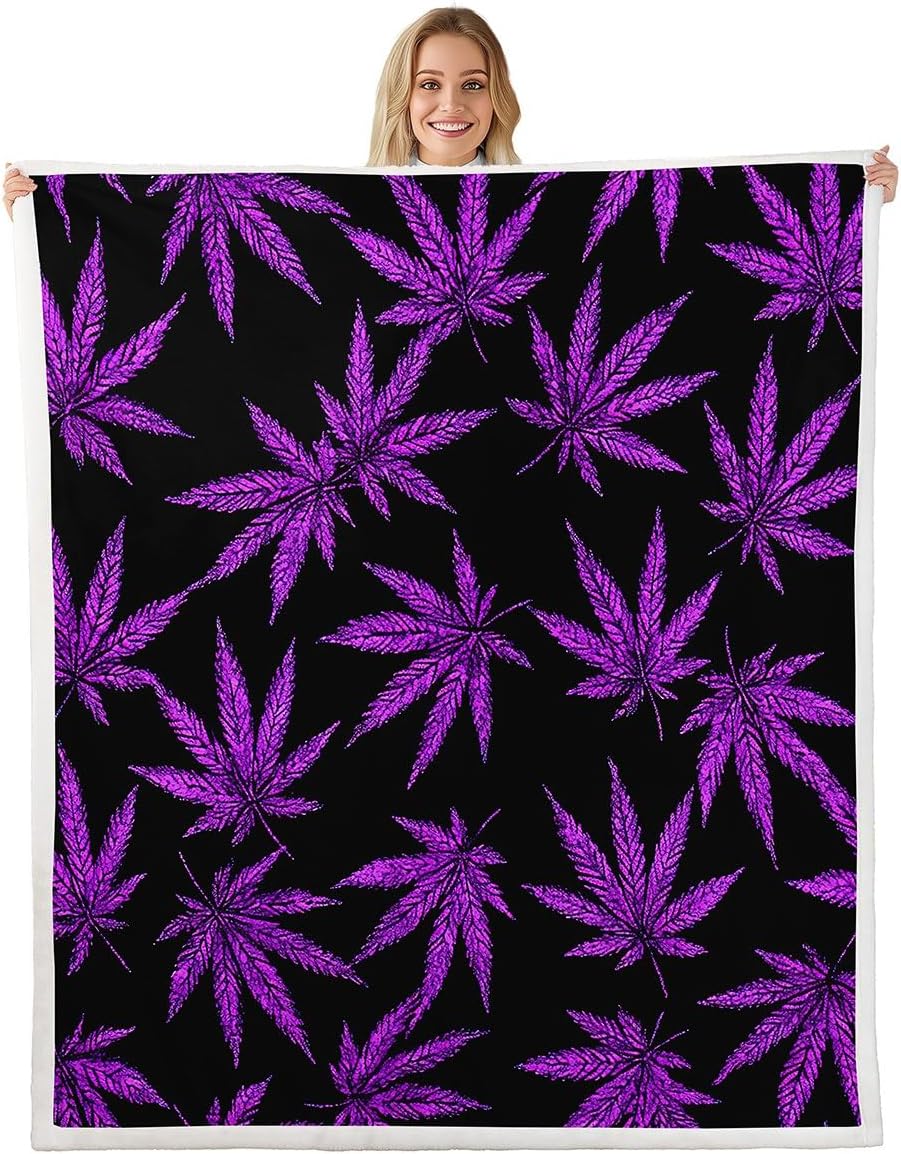 Marijuana Leaf Fleece Throw Blanket Cannabis Leaves Sherpa Blanket for Adults Marijuana Weed Purple Leaf Plush Blanket Botanical Soft Fuzzy Blanket for Sofa Bed Couch,Black,Twin 60x80 Inch