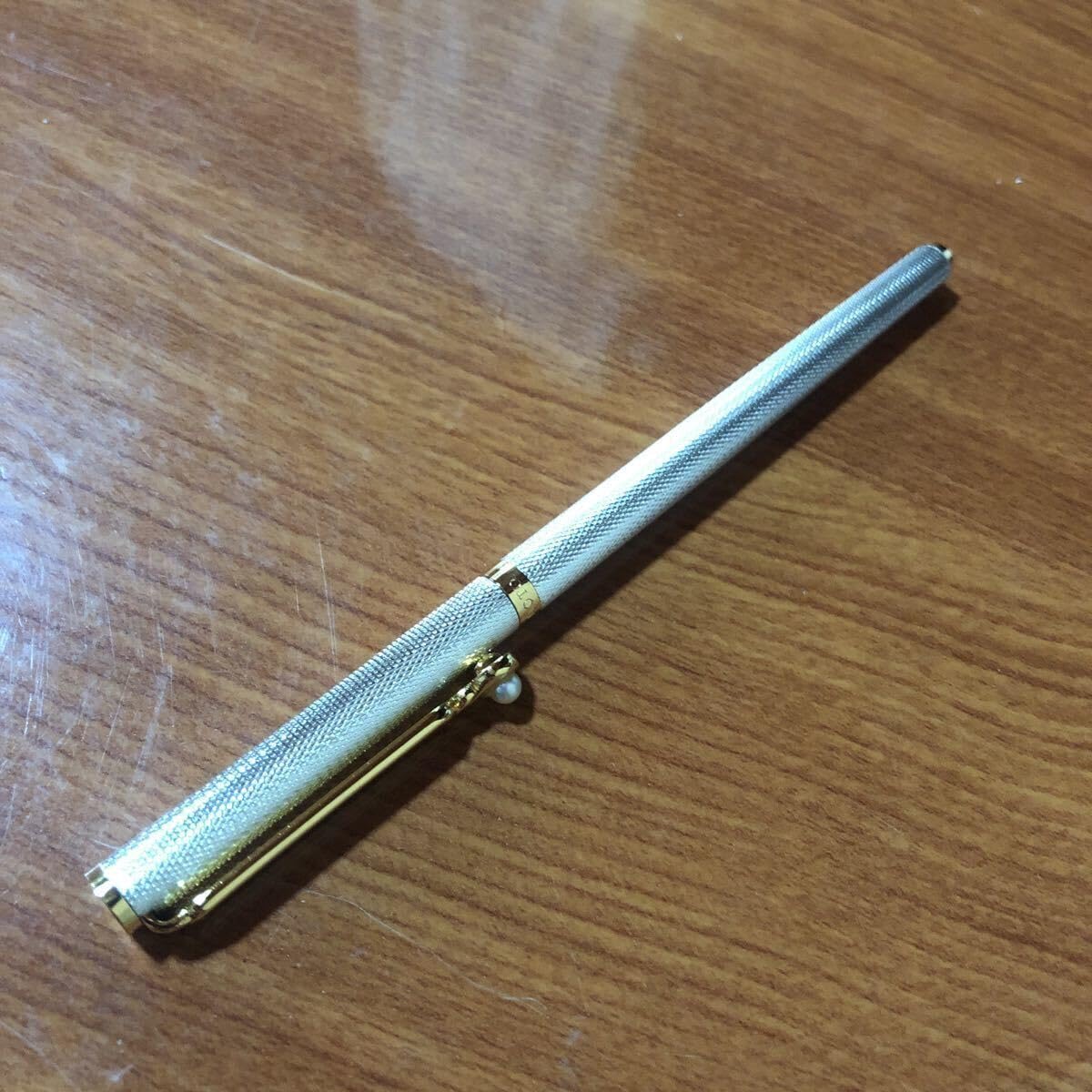 ミキモト シャーペン ボールペン パール 真珠 シャープペンシル 替芯可能 Amazon.co.jp: 〈〉ミキモト ボールペン パール 真珠 替芯可能