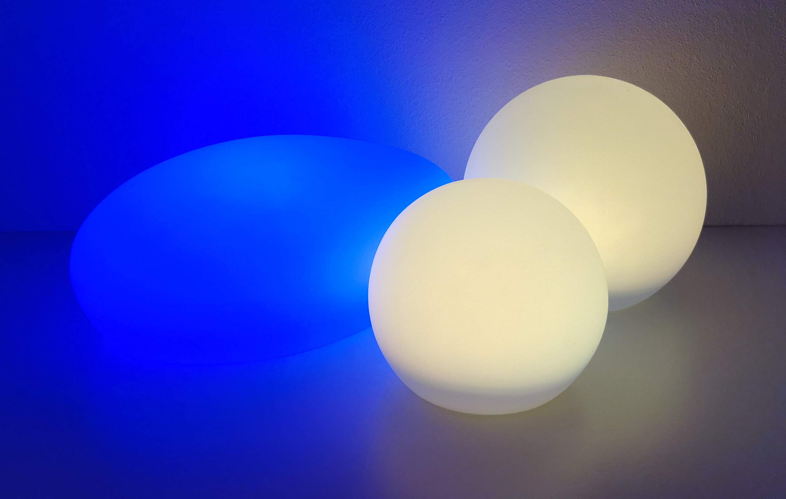 Trango 3er Set SO-00124 LED Solar Kugelleuchte IP44 Solar Leuchtstein in 20/25/40cm Durchmesser Weiß matt mit 3000K warmweiß LED & RGB Farbwechsel LED *SNOWY* Solarkugel, Außenleuchte, Gartenleuchte