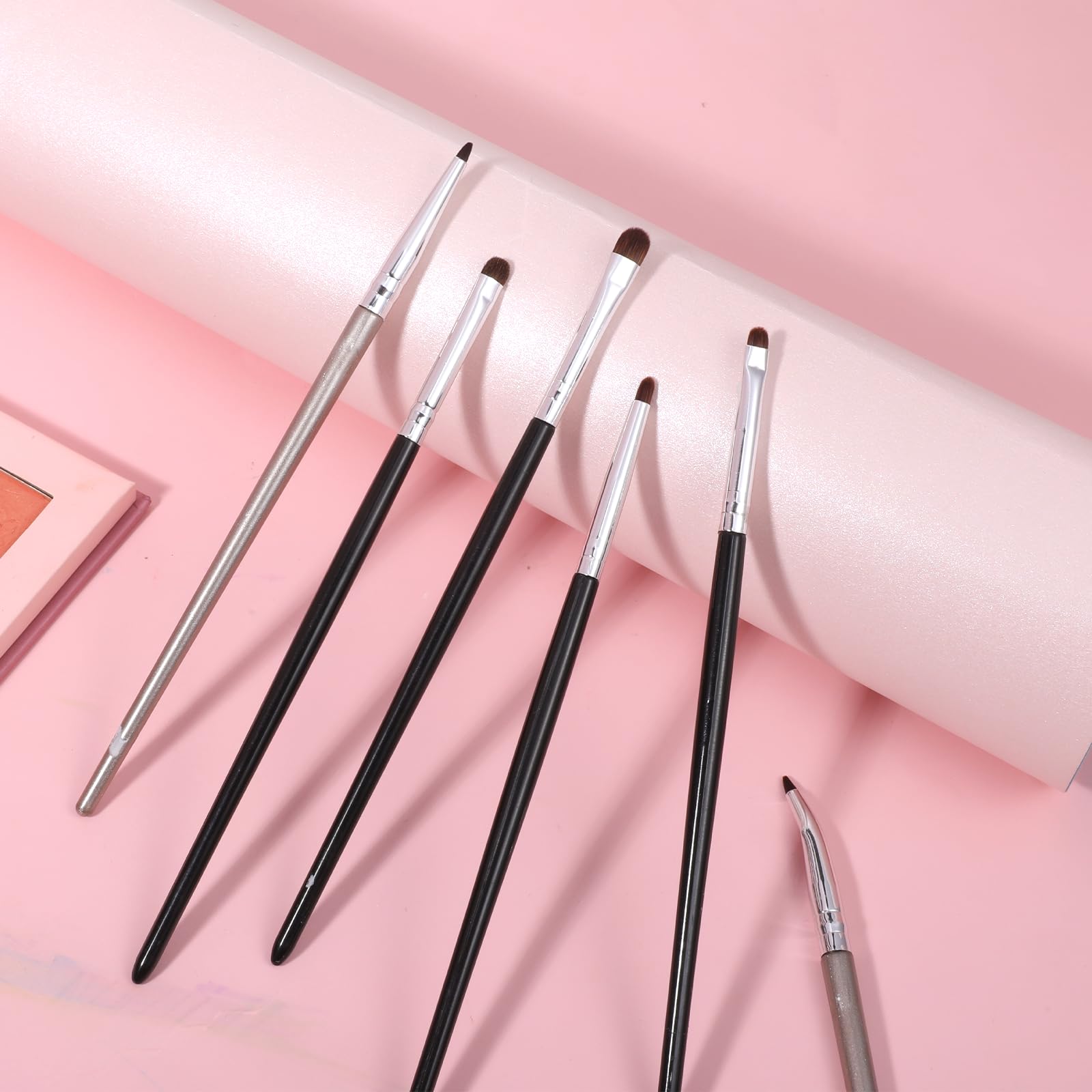 4 pinceles de maquillaje de ojos, minibrocha difuminadora para delineador de ojos, pequeños pinceles para sombra de ojos, polvos, gel, corrector en crema, iluminador, delineador de ojos, pincel de