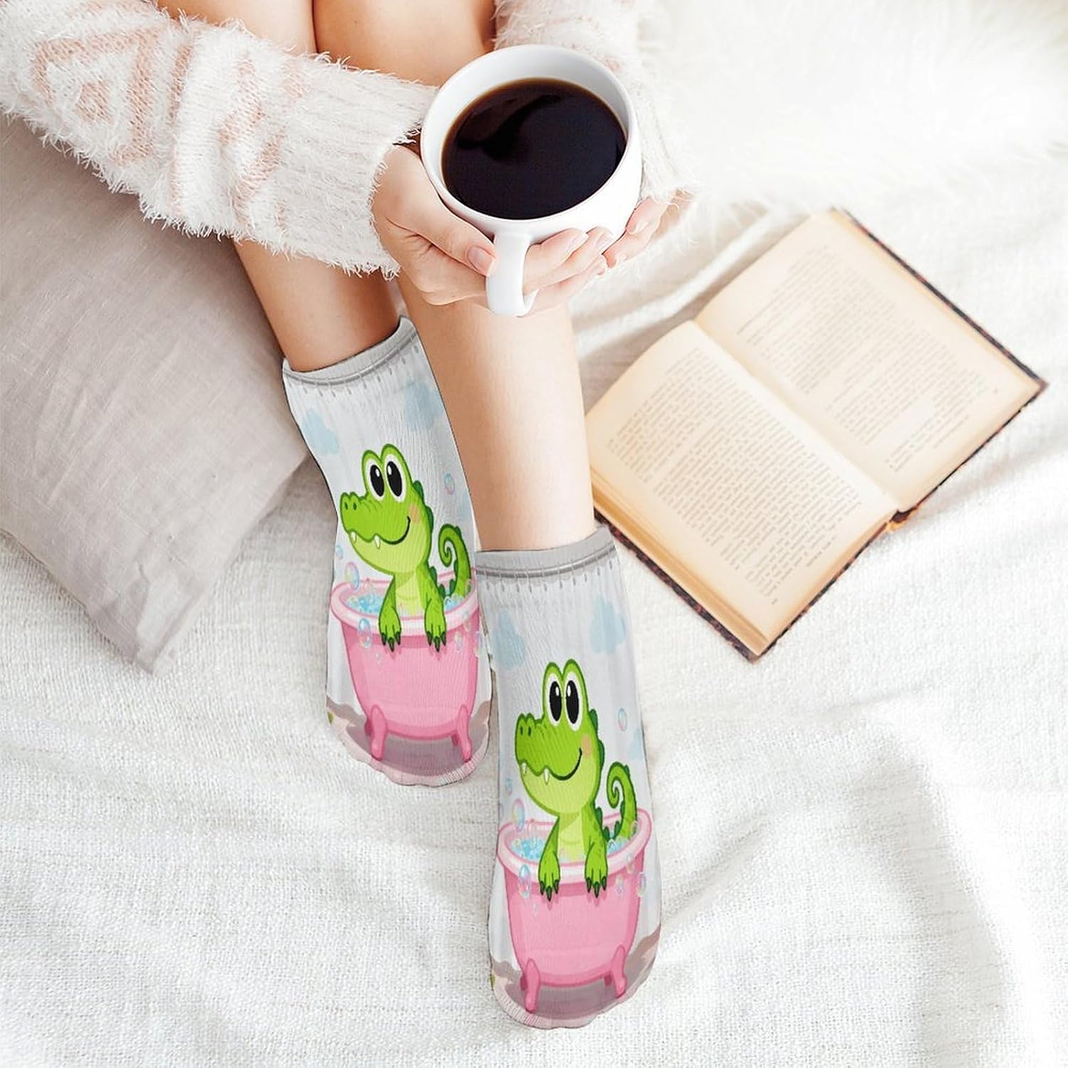 Bathtub Gator Crew Sock for Men Women Funny Novelty Socks Athletic Ankle Socks Comfort Soft Low Cut Tab Sock 5 Pairs