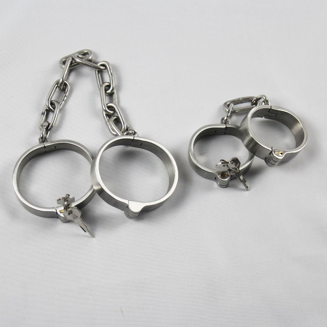 Menottes/Colliers/Menottes aux chevilles BDSM bondage sex toys, Ensemble de bondage en acier inoxydable, Jouets sexuels pour adultes (Collier+Menottes, femmes)