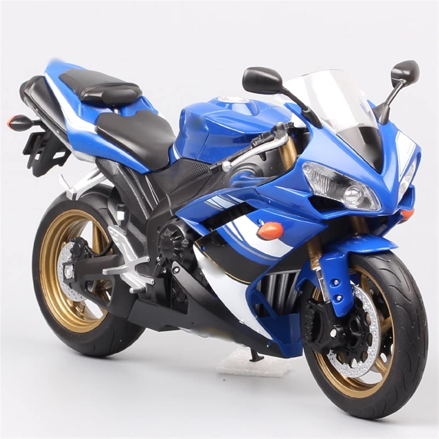 daiです。 1:10スケールヤマハYZF-R1オートバイ用ダイキャスト＆おもちゃの乗り物
