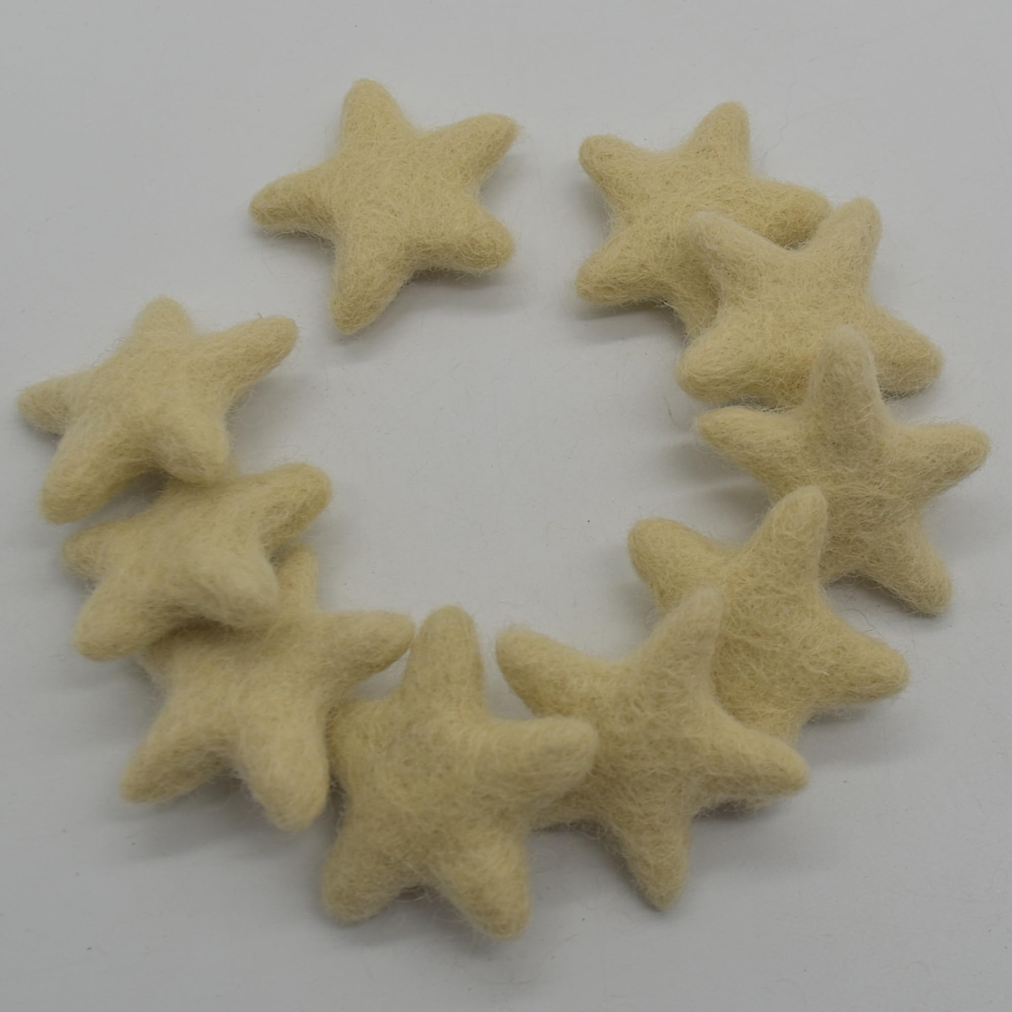Oriental Direct Champagne 100% Wool Felt Stars - 3Cm - 10 Felt Stars