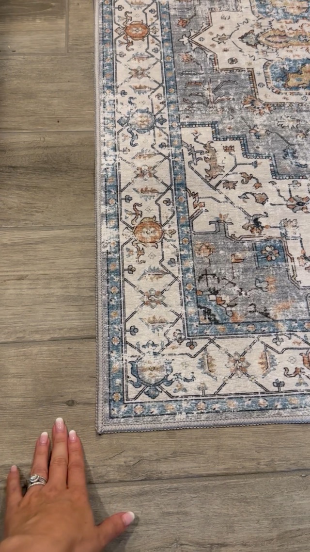 How the neutral undertones compliment grays and browns