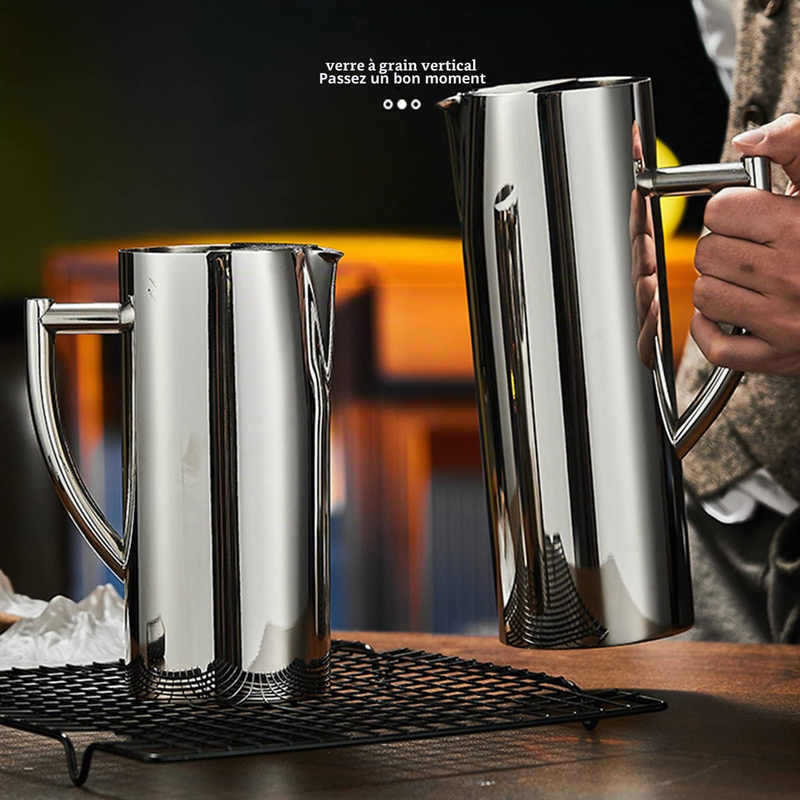 Pichet D'eau Cruche Acier Inoxydable, Avec Garde-glace, Théière Carafe Pour Servir De L'eau, Du Jus, Du Thé Glacé Et D'autres Boissons Froides (Doré,1L)