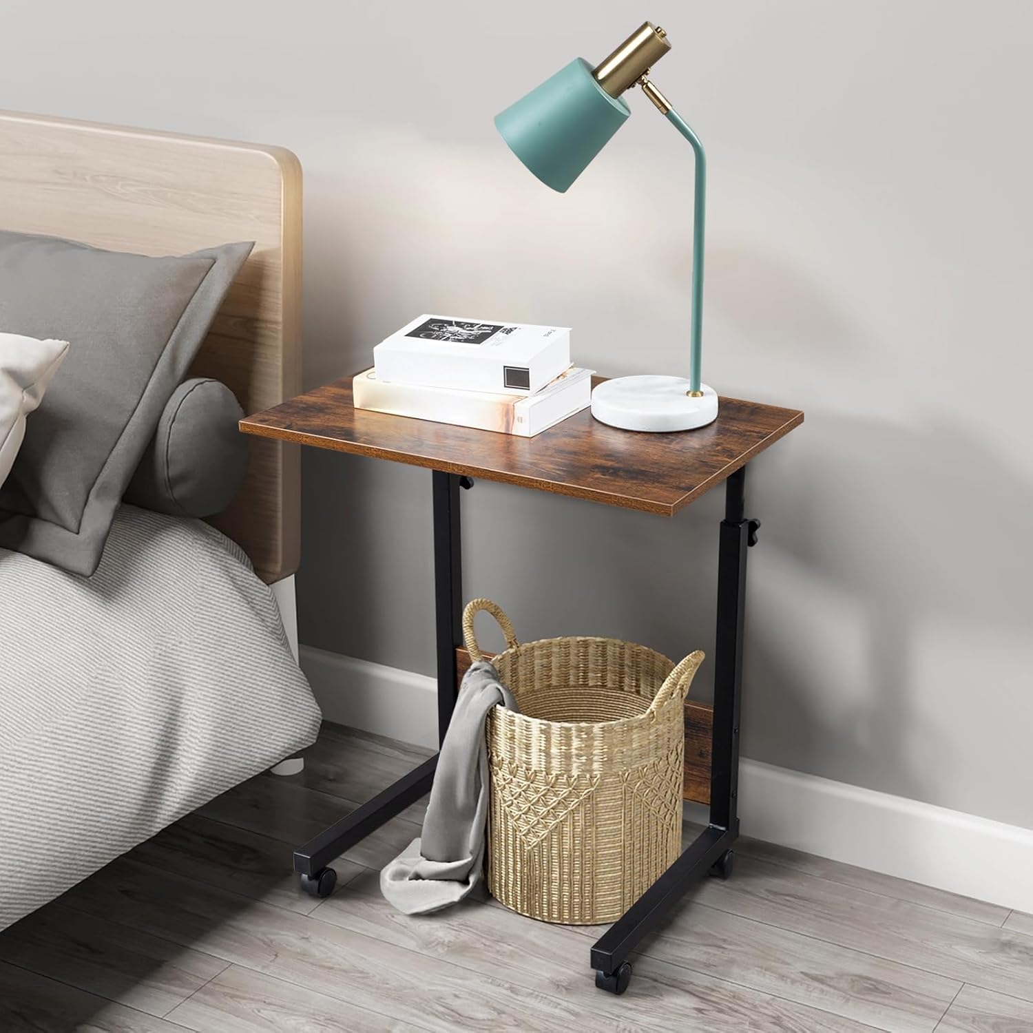 Height Adjustable Standing Desk Rolling Side Table, Mobile Laptop Stand with Locking Wheels, Small Desk for Living Room, Bedroom, Office, Walnut