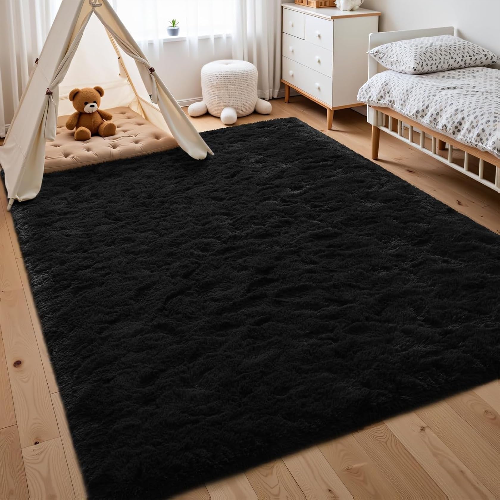 Pile Courte et Douce Tapis Doux Chambre 150 x 260 cm Moelleux à Poils Courts, Extra Large Lavable Pile Courte et Douce Personnalisable Au Mètre pour Salon, Coucher, Noir