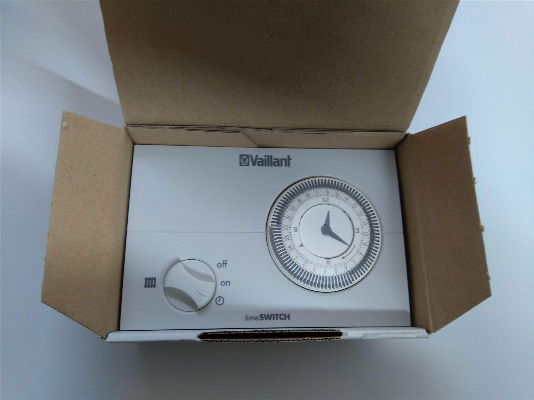 Vaillant - EcoMax TurboMax Plus 824E 828/2 E Timeswitch 110 306741 GENUINE PART