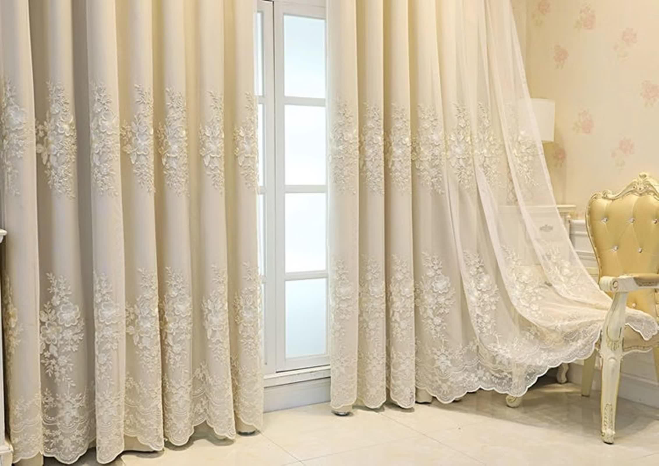 Rideaux Fenetre Chambre Lot de 2, Rideau Beige Occultant Polyester Coton Broderie en Dentelle Double Couche LxH 107x138cm