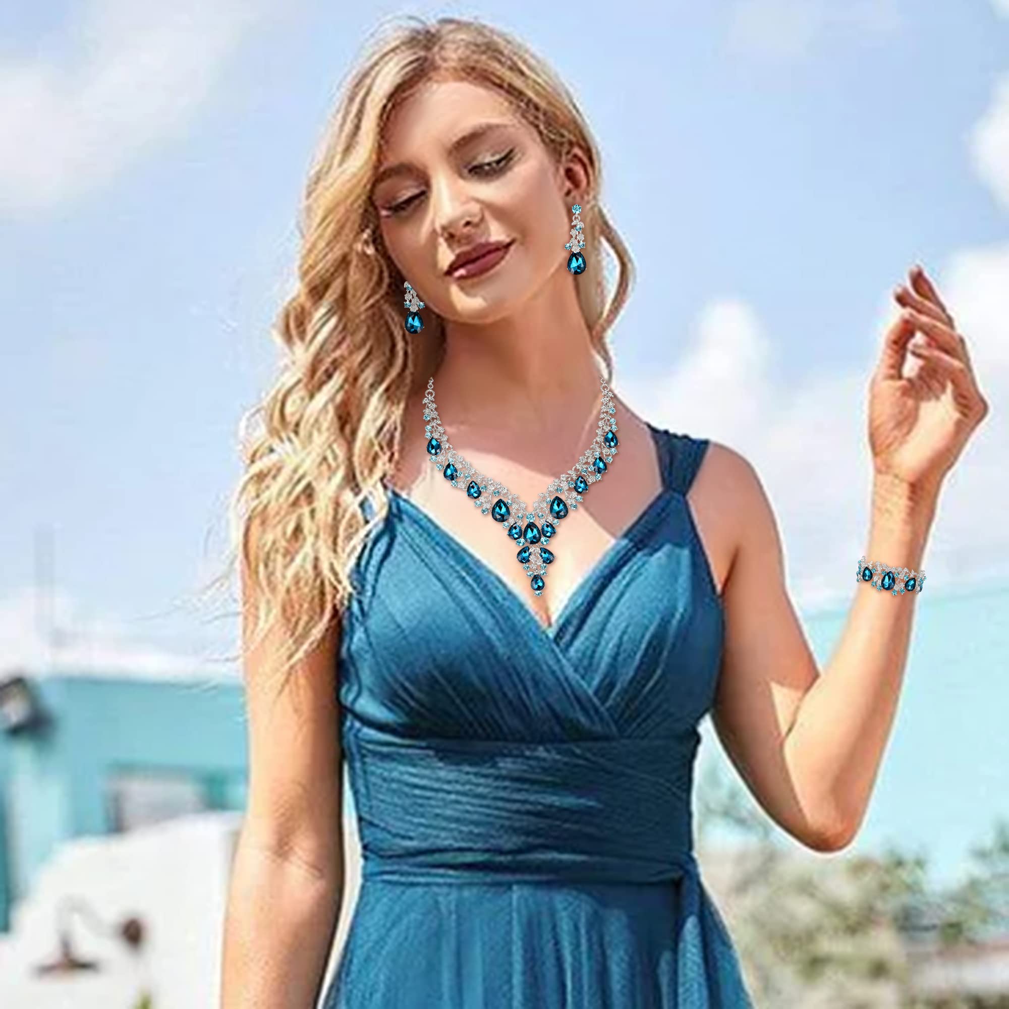 Parure Bijoux Mariage Femme Autrichien Cristal Fleur Collier Boucles d'oreilles et Bracelet Ensemble de pour Bal Clair Ton d'argent