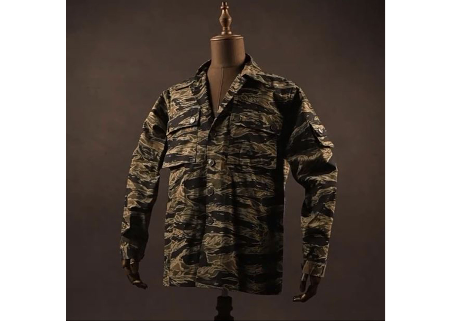 ヴィンテージ 洋書 TigerPatterns ベトナム戦争 ミリタリーシャツ VintageTiger Spot Camouflage Jacket Replica WW2 WWII US Camouflage