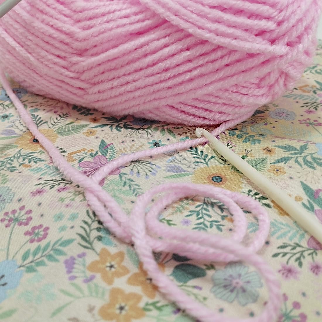 3 Units of 100 g - 120 Metres Yarn of Yarn, Crochet Yarn, Knitting, Acrylic, Work Wool, Crochet, Knitting Wool (3, Pink 134) - Image 4
