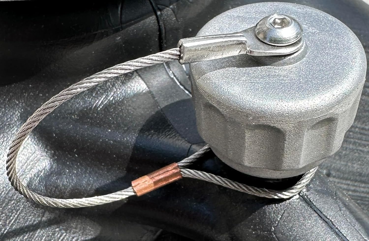 Solid Aluminum Replacement Cap for VP Racing Utility Container Jug (1, Unpainted, Vent Cap)