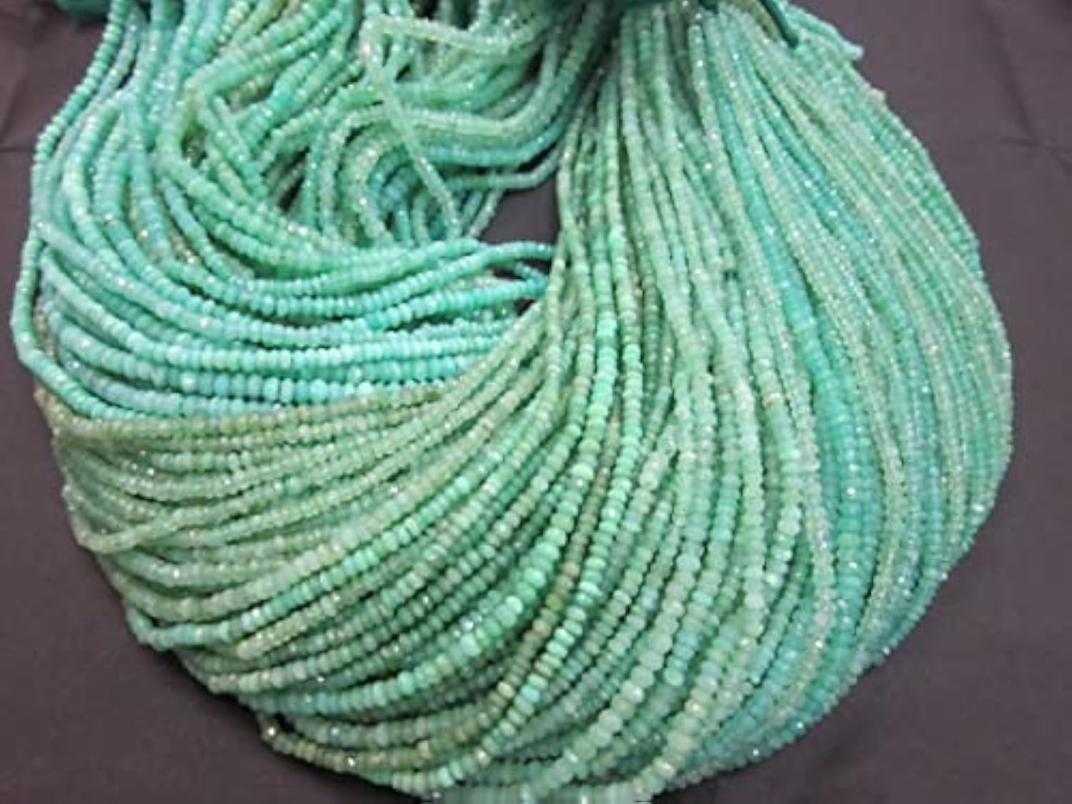 Perles chrysoprase rondelles facettées 3mm pour création bijoux diy