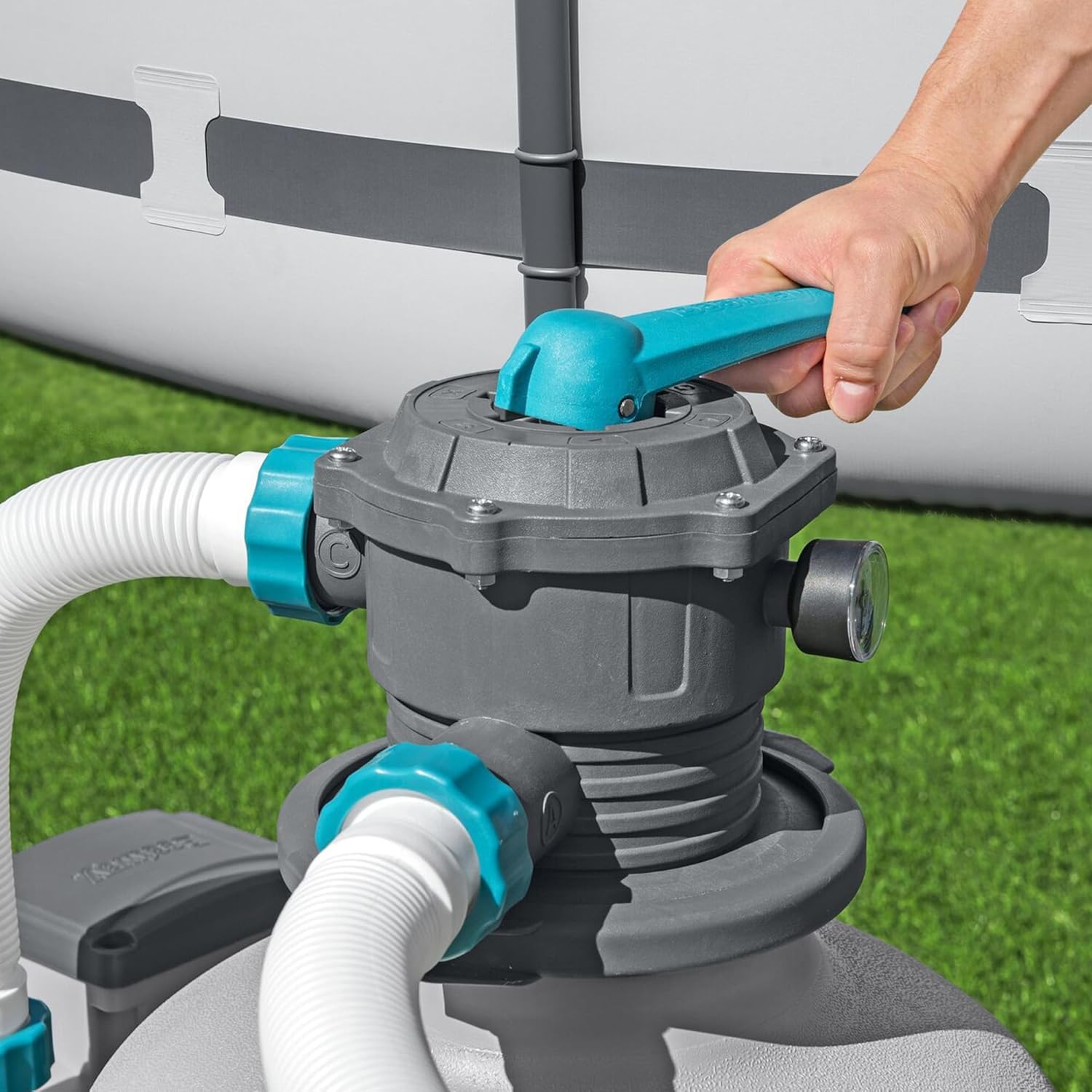 Bestway Pompa di Filtraggio a Sabbia Flowclear 58486, Portata 9.800 L/H per Piscine Fuori Terra