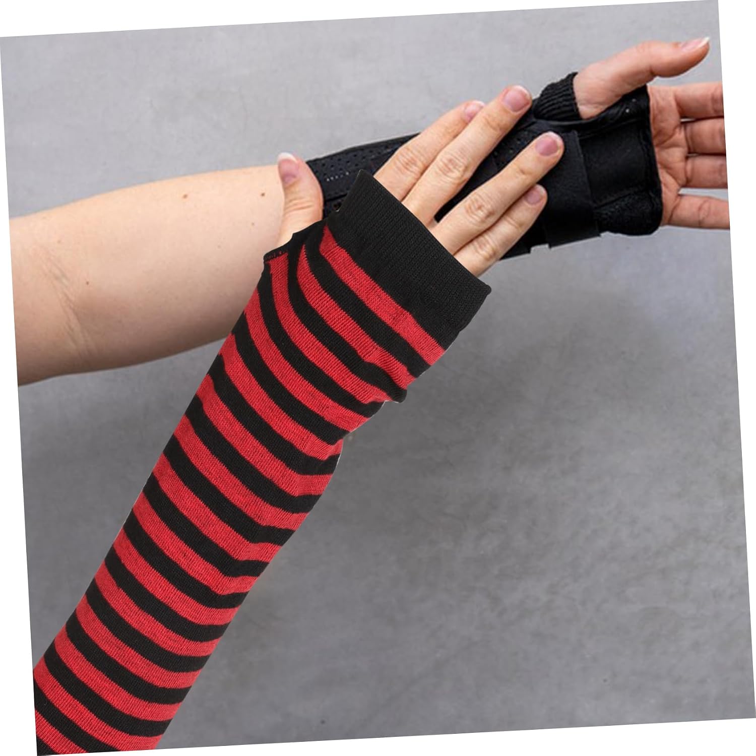 Gloves Winter 4 Pairs Long Arm Warmer Mittens Knit Gloves Elbow Length Stripes for Cold Weather