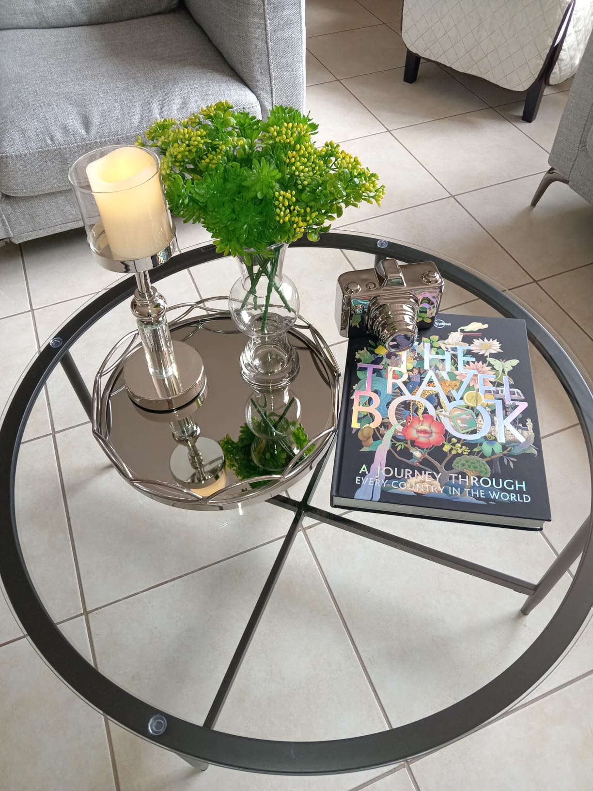 The Travel Book: A Complete Guide to Every Country in the World with Expert Travel Tips, Stunning Photography, Cultural Insights & Detailed Maps (Lonely Planet)