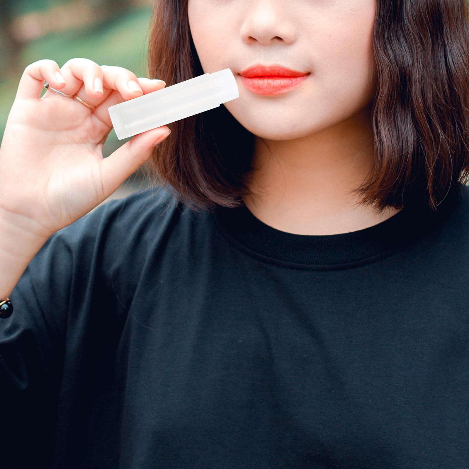 BESPORTBLE 200 Tubetti Vuoti per Balsamo Labbra con Tappo, Tubetti per Rossetto Ricaricabili per Cosmetici Fai da Te, Contenitori per La Cura Delle Labbra E La Conservazione Del Rossetto