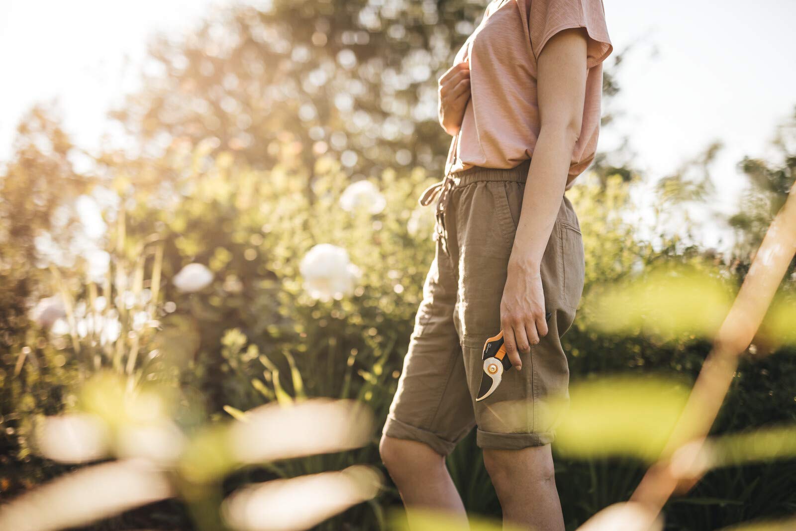 Fiskars Sekator obejściowy, Plus SmartFit, P541, Do świeżych gałęzi i gałązek, Powłoka nieprzywierająca, Ostrza ze stali nierdzewnej, Długość: 20,1 cm, Czarny/Pomarańczowy, 1057169