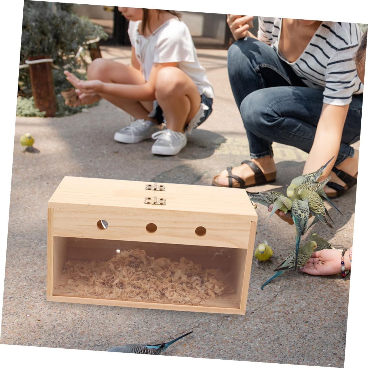 DOITOOL Caja Nido de Madera Beige para Pájaros Diseño Práctico y Fácil de Limpiar Adecuado para Periquitos y Agapornis en Decoración Interior y Exterior