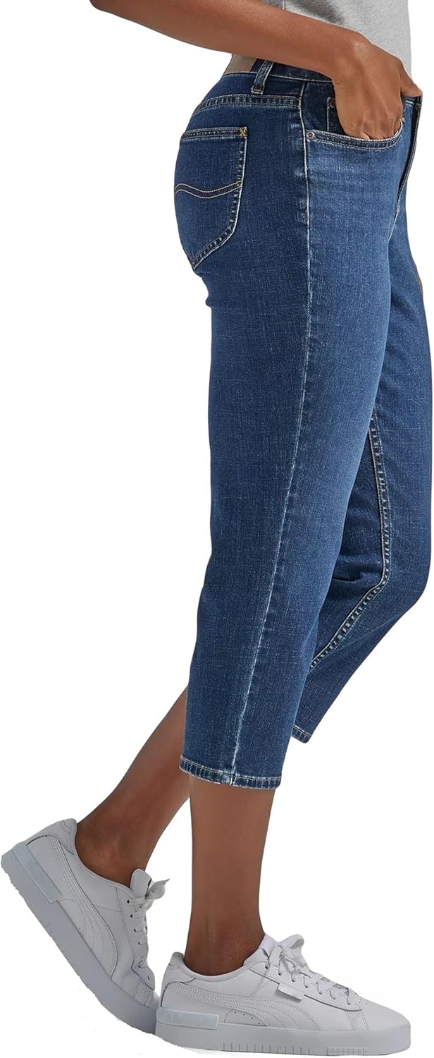 Lee Women's Midrise Denim Capri Jeans/Pants (Stormy Lines Medium Wash) (US, Numeric, 22, Regular, Regular, Medium Wash Stormy Lines) - Image 3