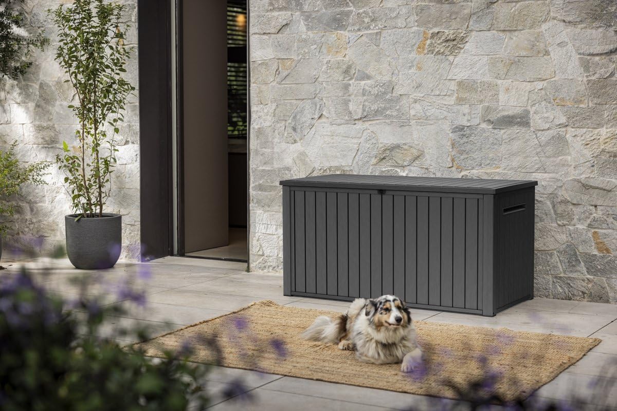 Keter Southwood Gartenbox 643L – Wetterfeste Auflagenbox mit Gasdruckfeder, abschließbar, Kunststoff in Holzoptik, grau, 146x74x70 cm