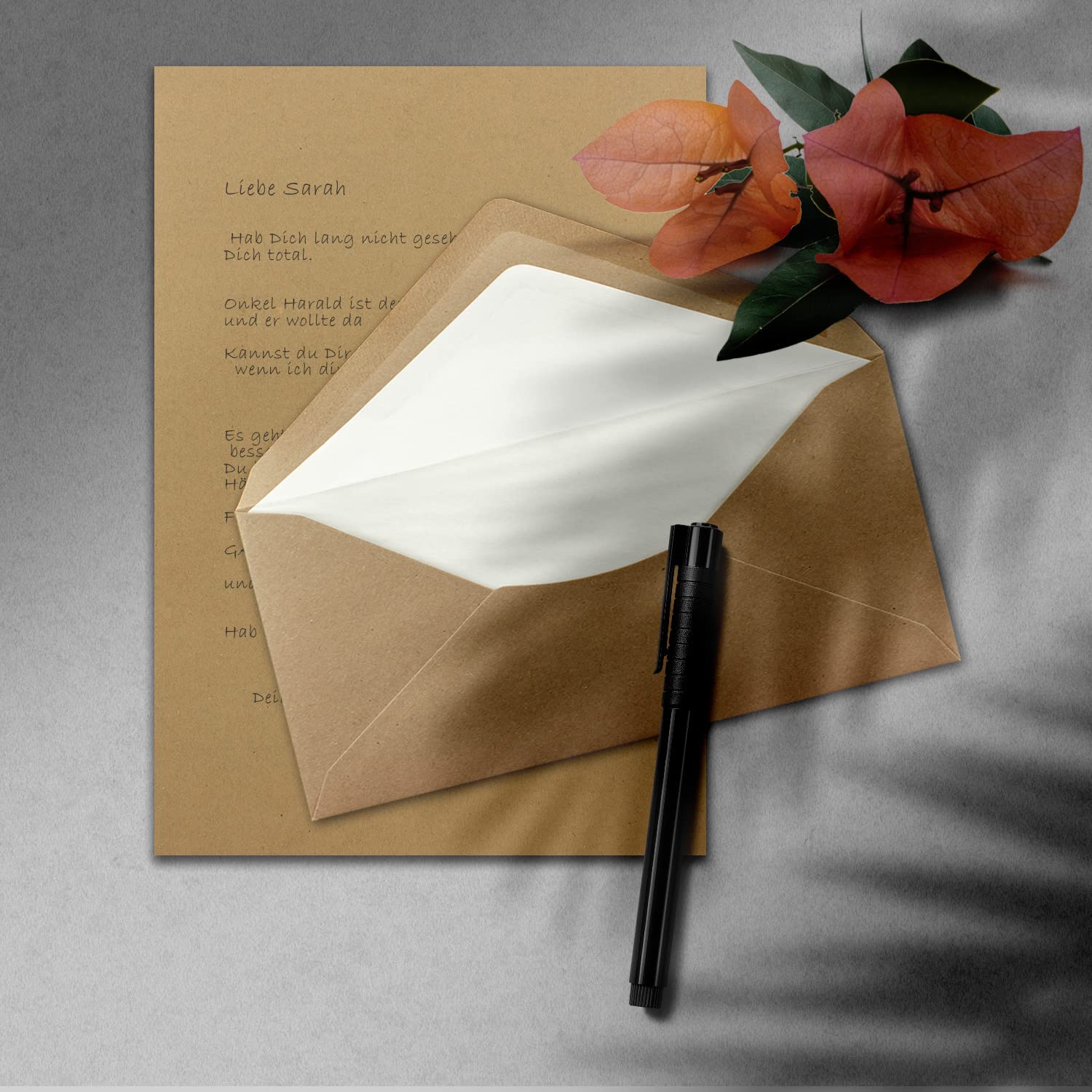 Set di 700 buste di carta da lettere formato DIN A4 e DL, foderate con fodera in seta bianca, incollaggio a umido, carta kraft, carta da lettere opaca
