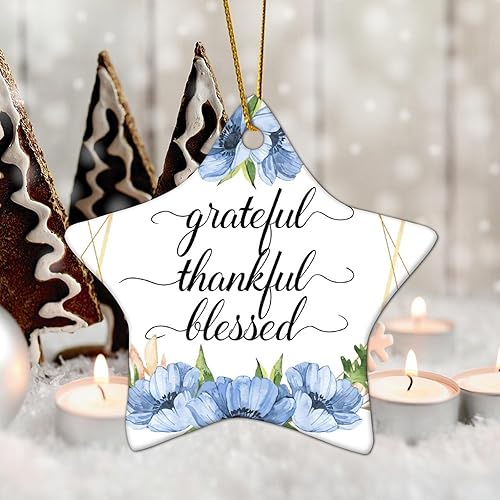 Miniatura 6 de Corona floral Grateful Thankful Blesed, adorno decorativo de estrella plana de cerámica para decoración de árbol de Navidad, adorno de compromiso de