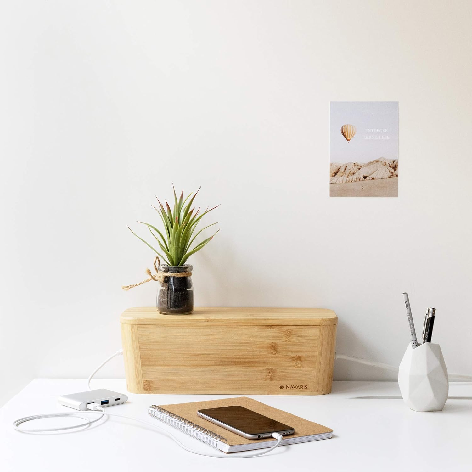 Caja Organizadora de Cables de Bambú