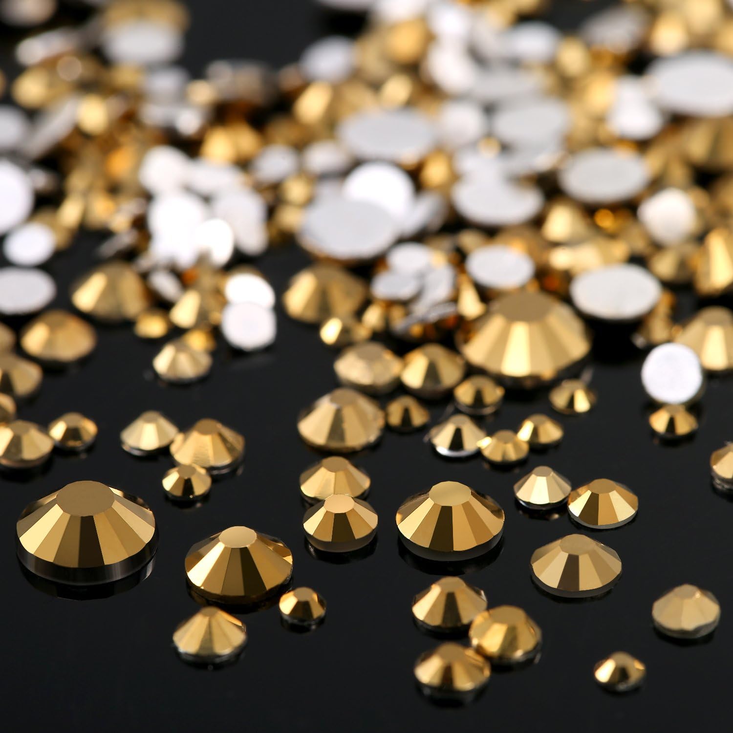 WILLBOND 1200 Pieces Flatback Rhinestones Flat Back Artificial Gems Round Glass Crystal 8 Mixed Sizes 1.5-6.5 mm for Nail Art Phone DIY (Crystal Aurum)
