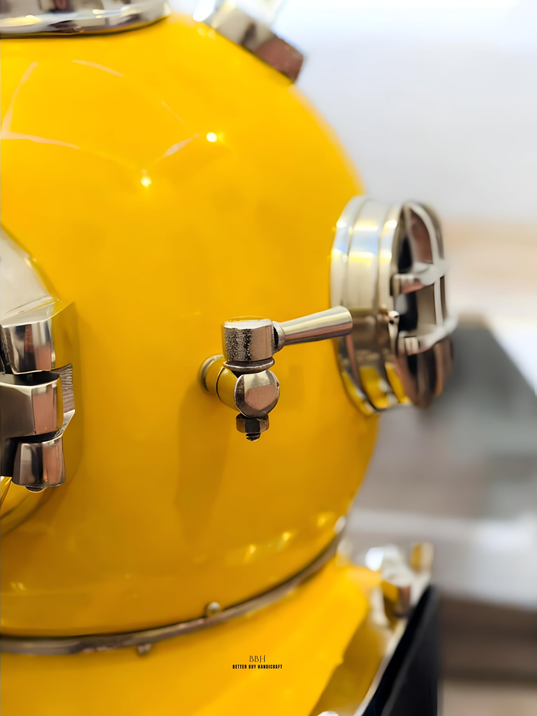 Casco de buceo amarillo sin base, casco de buceo Mark V de 18 pulgadas con base de madera, casco decorativo de barco marítimo, el mejor regalo de decoración, Amarillo, 46 cm