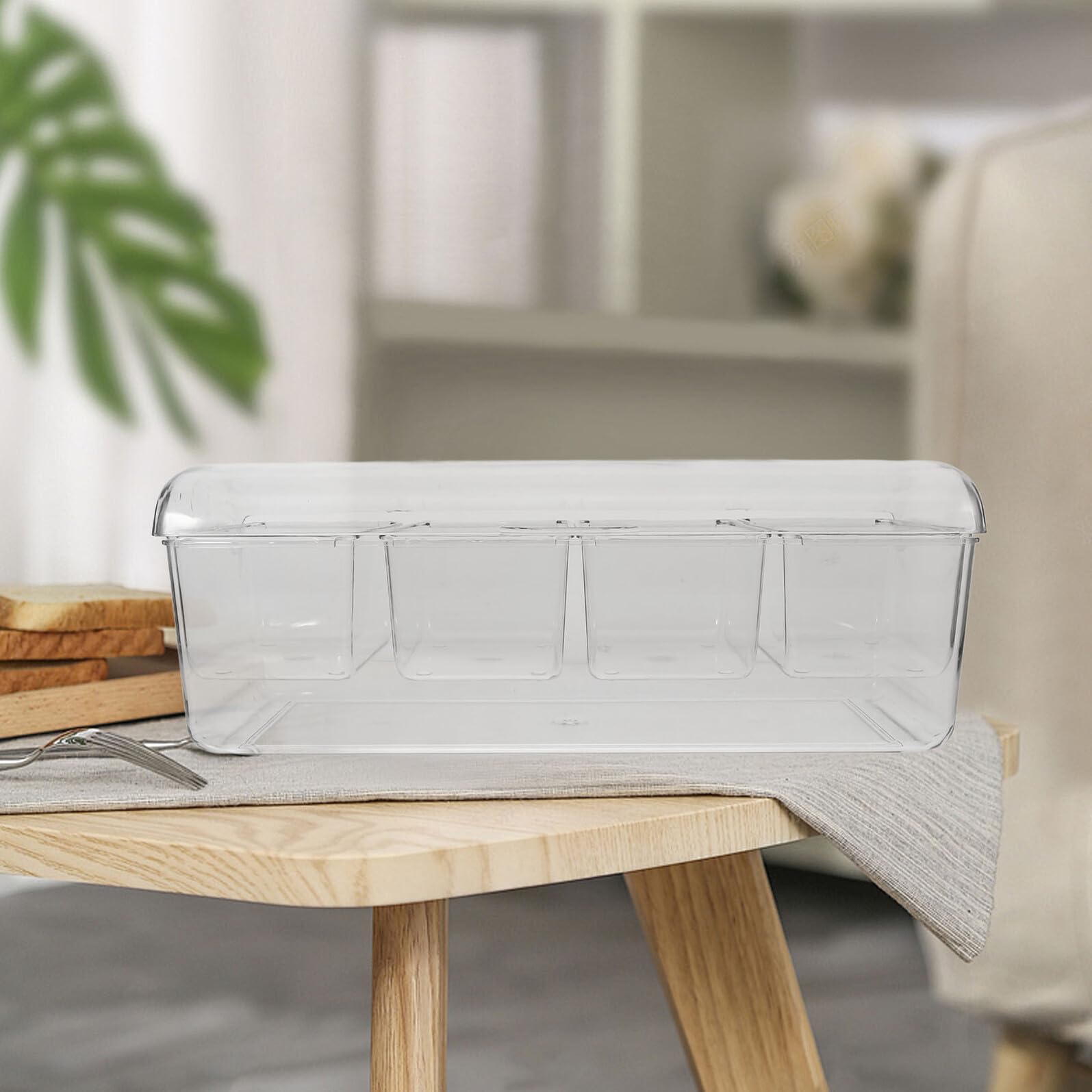 Hemobllo Contenitore per Condimenti Refrigerati con 4 Scomparti Trasparente Vassoio per Insalata con Coperchio e Accessori Contenitore di Plastica per Alimenti da Picnic e Riunioni