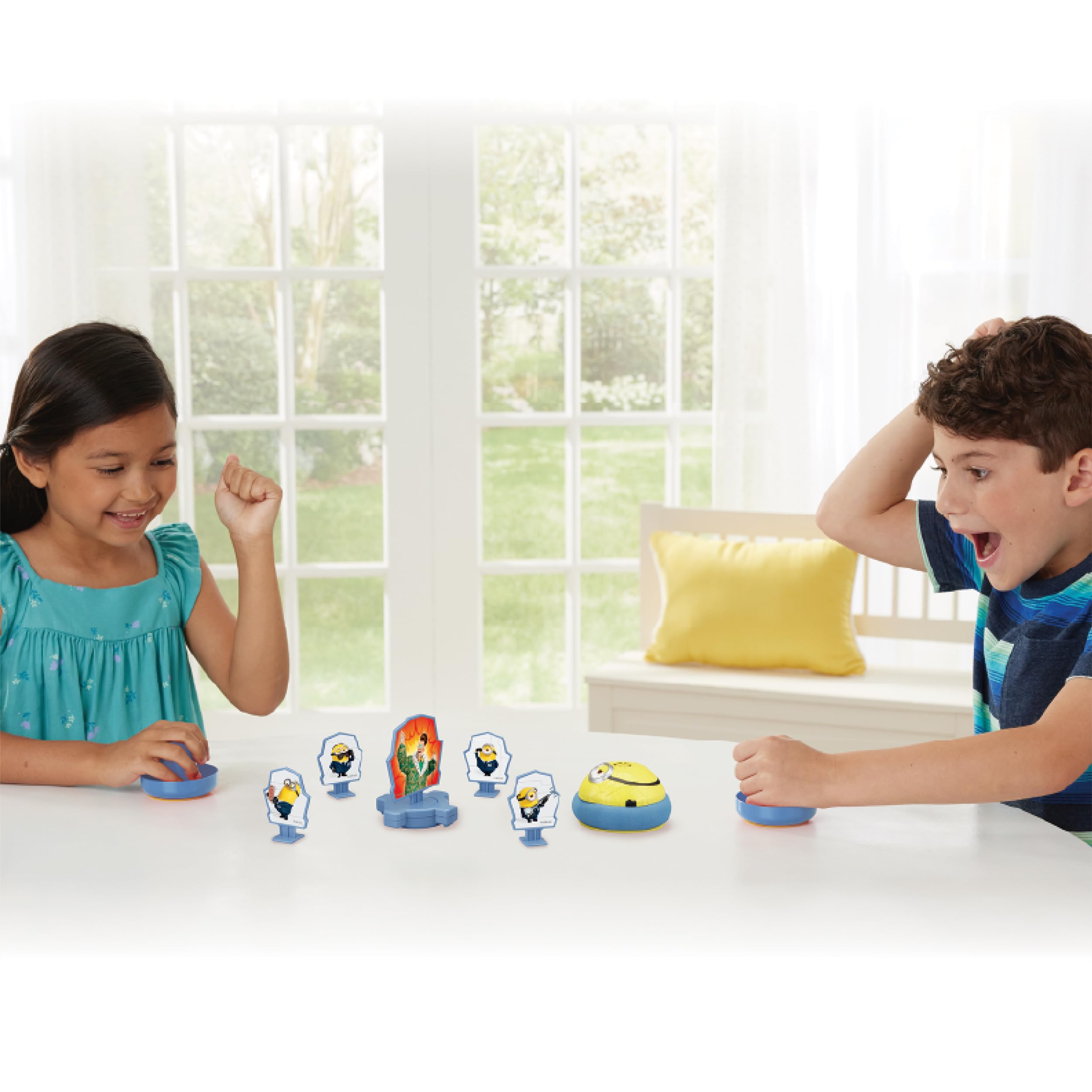 EPOCH Games Minions Hover Strike Battle, Multicolor - Image 3