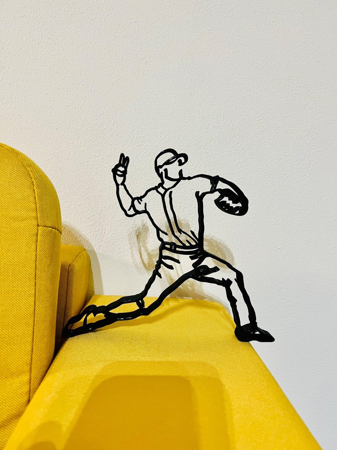 EROTNGO Baseball Pitcher Tabletop Figure: Minimalist Art Sculpture, Sport Decor, Statue Figure, Ideal Gift for Christmas, Stadium and Ball Design, Windowsill Accent 4
