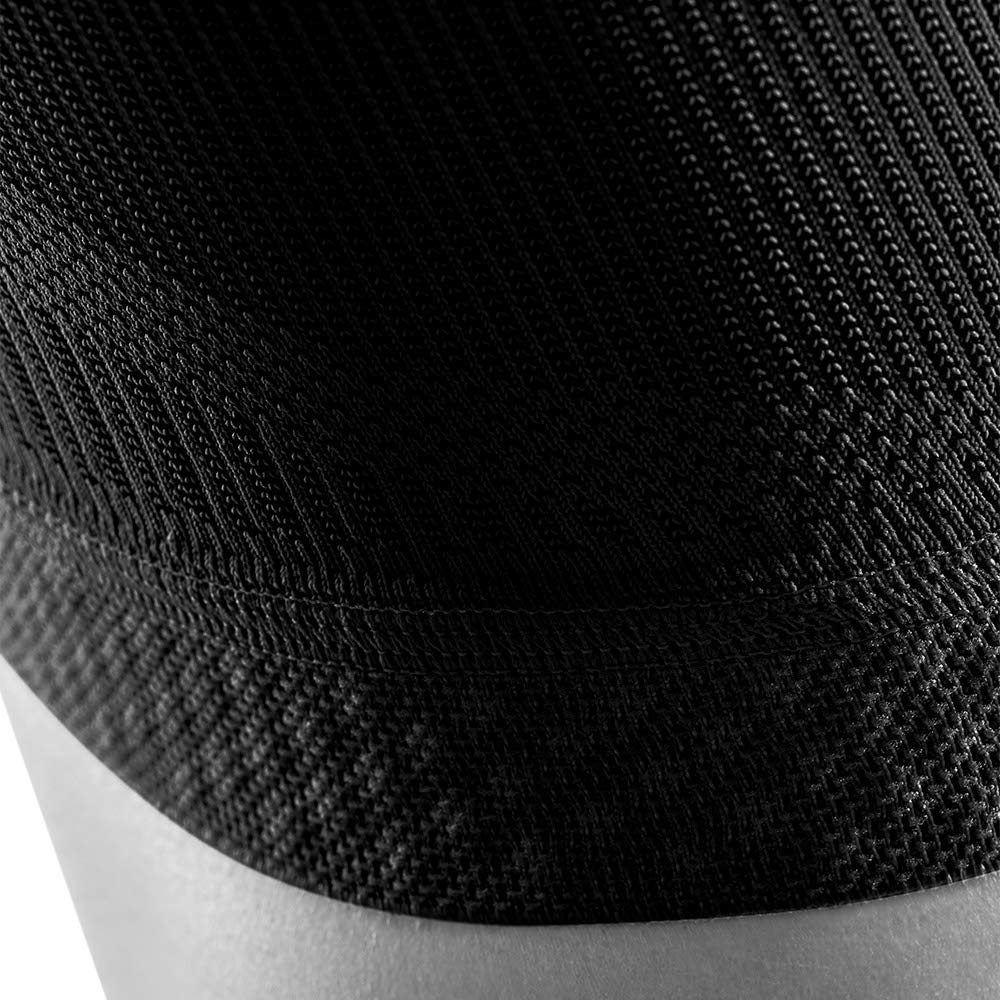 Bauerfeind Knee Sleeve „Sports Compression Knee Support“, 1 Unisex Sportkniebandage für Fussball, Laufen oder Fitness, Rechts & Links tragbare Kniebandage