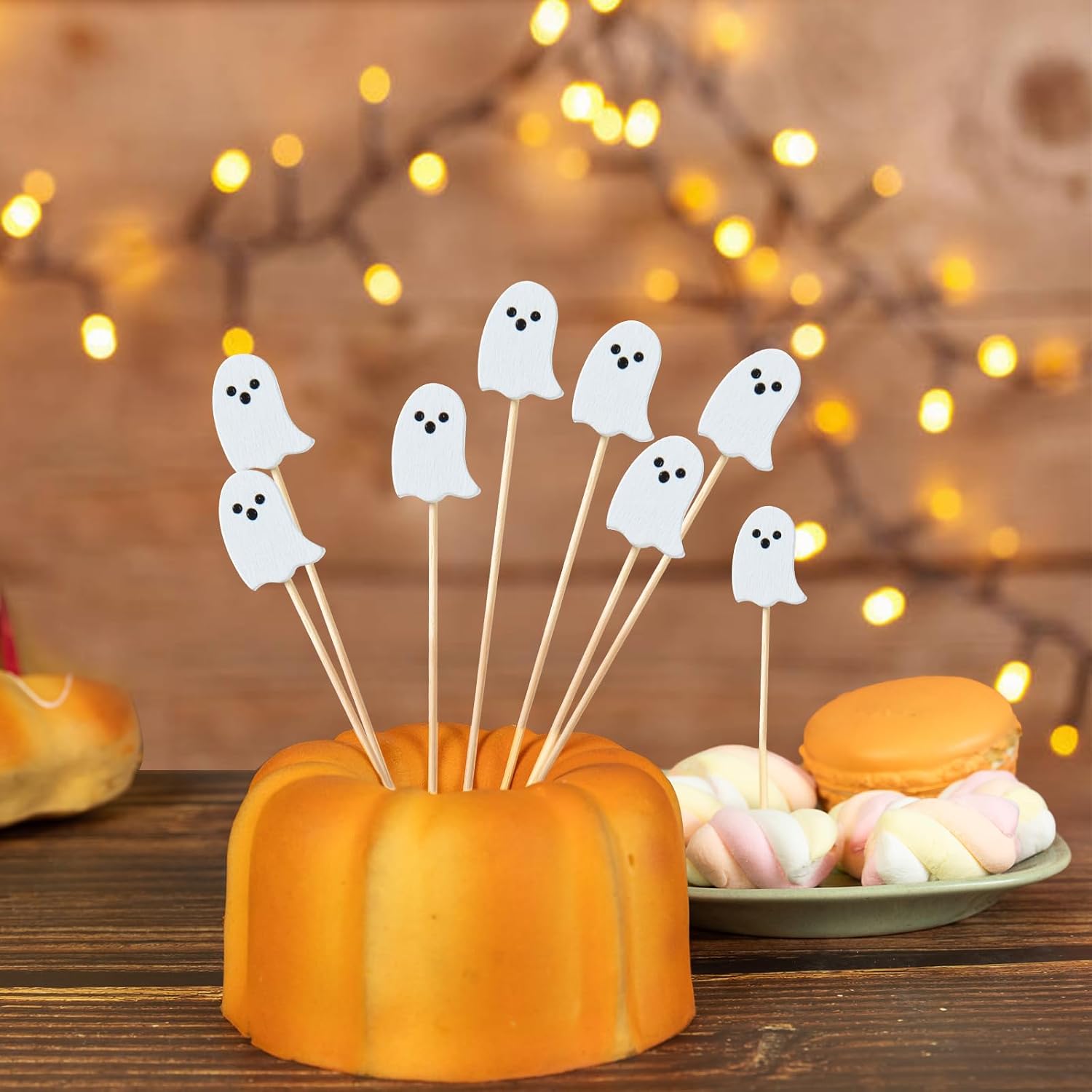 100Pcs Halloween Cocktail Picks, Ghost Bamboo Toothpicks Cocktail Sticks for Appetizers Fruit Food Drink Cake Halloween Party Decoration
