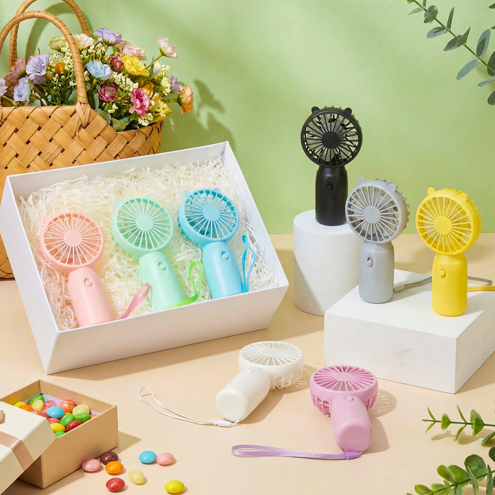 Woanger Tragbare Mini-Handventilatoren, Großpackung mit Seil, klein, batteriebetrieben, persönlicher Ventilator, kühlendes Geschenk für Sommer, Reisen, Strand, Innen- und Außenbereich, Make-up