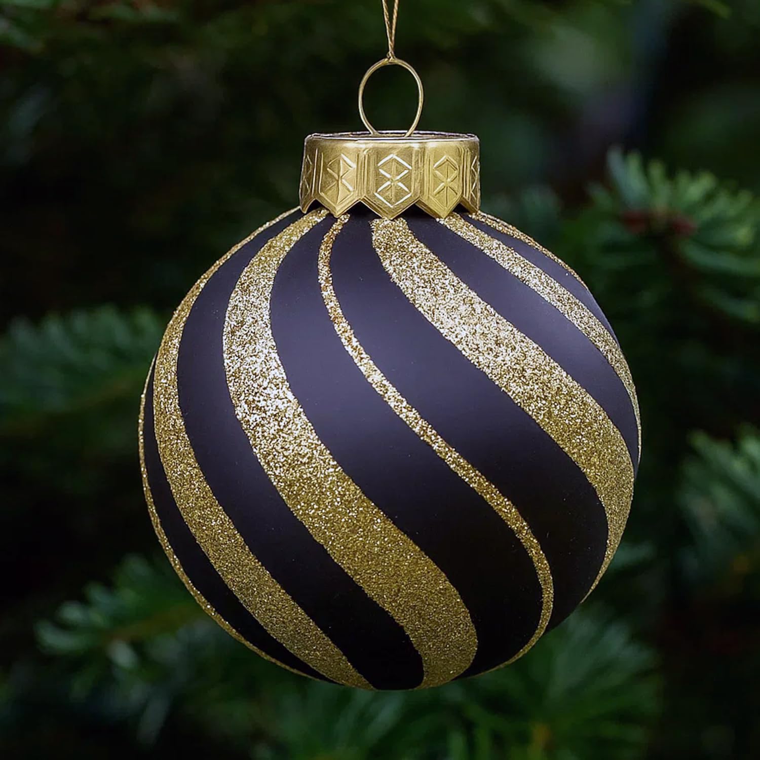 28pk Black Gold Christmas Baubles for Tree Decorations - Holiday Xmas Shatterproof Plastic Ball Ornaments, Icicles and Snowflakes Set