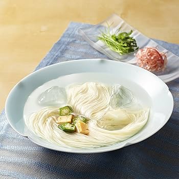 最高級　2,000g 大容量　播州手延素麺　揖保乃糸　三神 Amazon.co.jp: 播州手延素麺 揖保乃糸 上級品 赤帯 2kg 化粧箱入